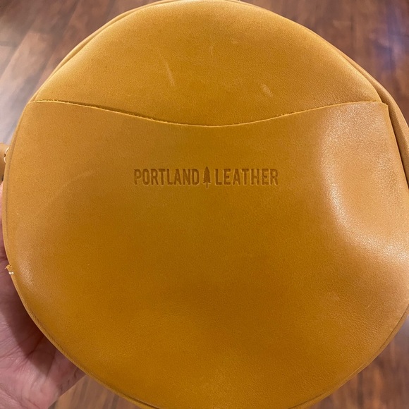 Portland Leather Goods Circle Bag in Sunflower - Picture 2 of 4